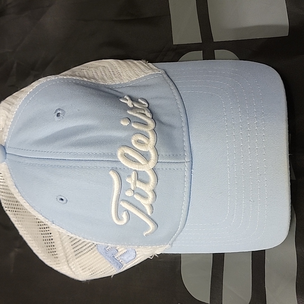 Mens Titleist FootJoy hat